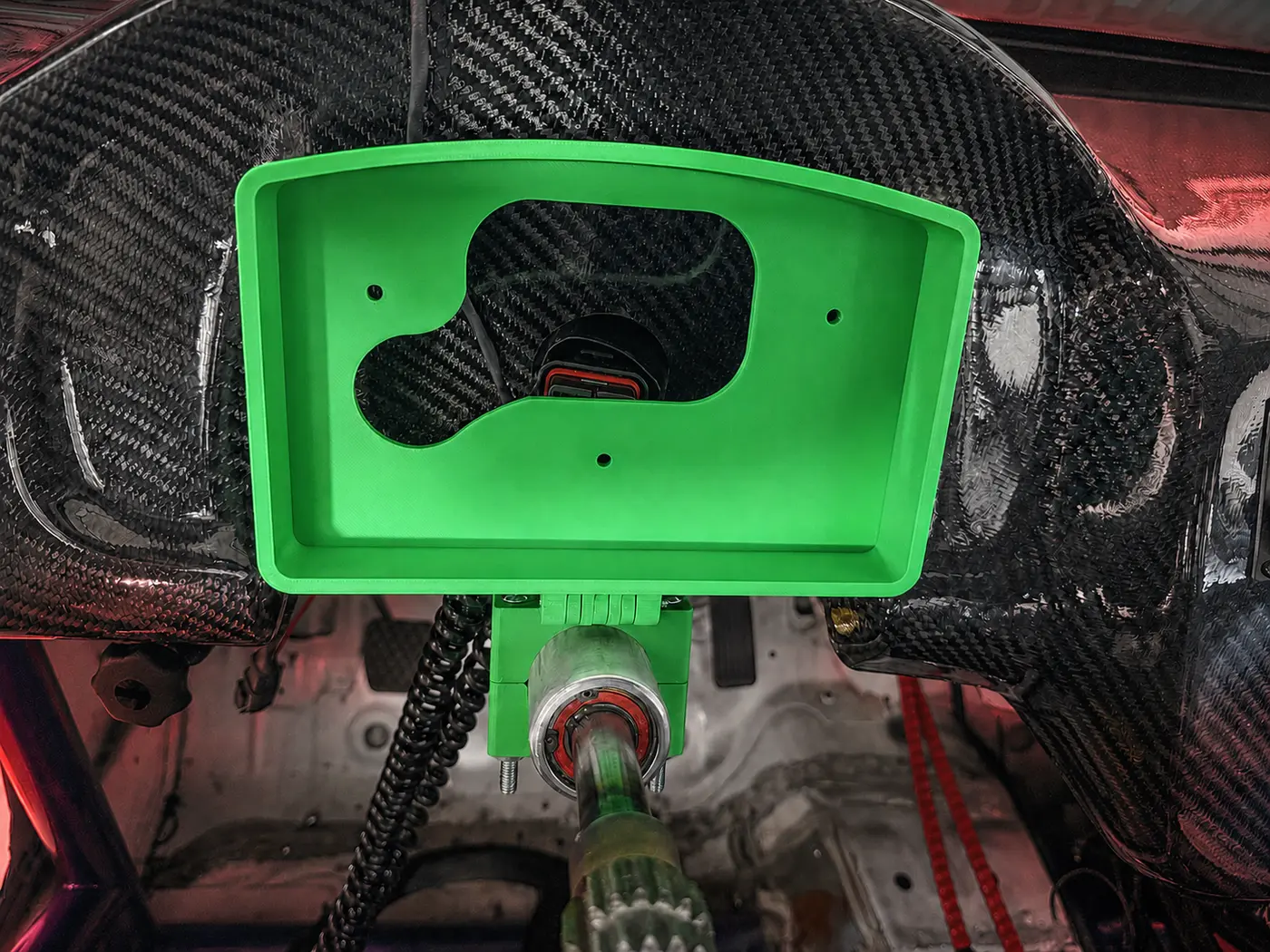 Prueba del soporte en el vehículo sin la pantalla instalada